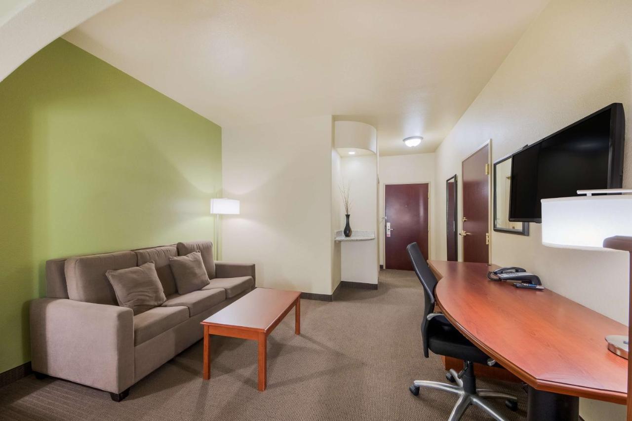 Surestay Plus Hotel By Best Western Near Seaworld San Antonio Dış mekan fotoğraf