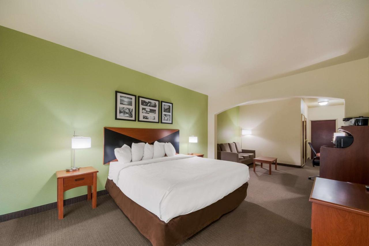Surestay Plus Hotel By Best Western Near Seaworld San Antonio Dış mekan fotoğraf